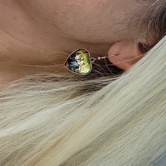 CREEPY GANG EARRINGS - Picture 3 of 6